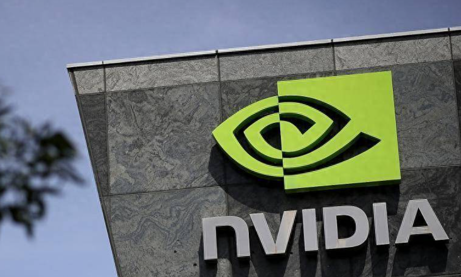 英伟达成市场风暴眼 AI泡沫争议愈演愈烈