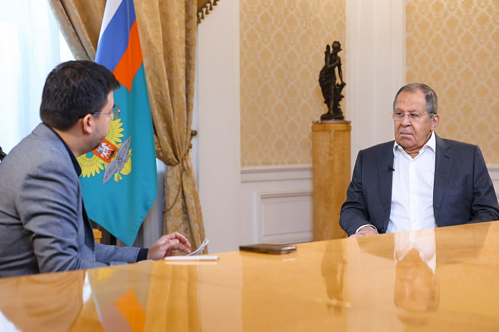 俄美领导人布达佩斯会晤为何被“推迟”