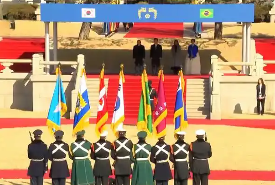 韩国、巴西两国部长商讨能源供应与中东风险