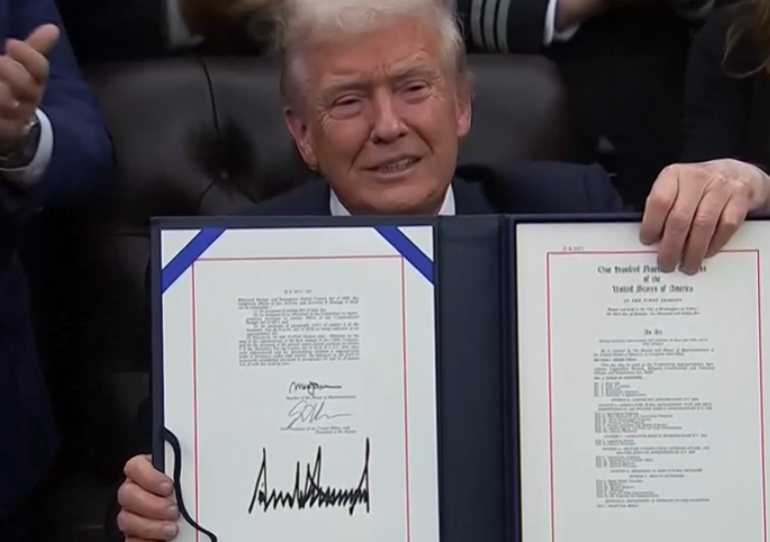 “美元微笑理论”提出者：特朗普言论可能意味