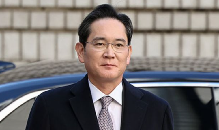 三星会长李在镕今年持股价值翻番，仍居韩国第