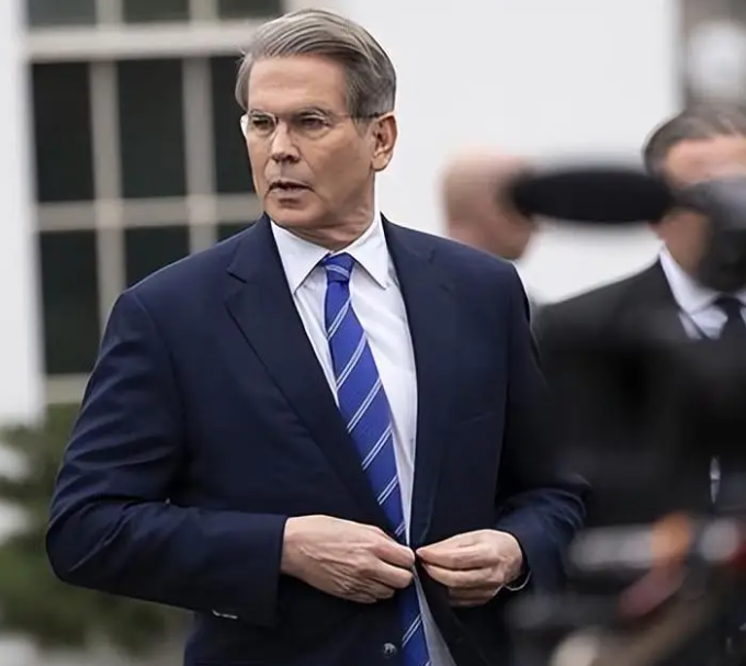 贝森特称欧洲“太弱”无法保障安全 意味着特朗