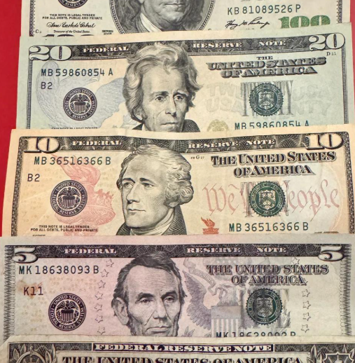 美元随油价延续跌势 市场寄望伊朗谈判最后期限